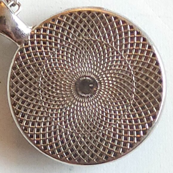 VINTAGE BLACK WHITE HORSE pendant Silver tone necklace 20" - Picture 4 of 4